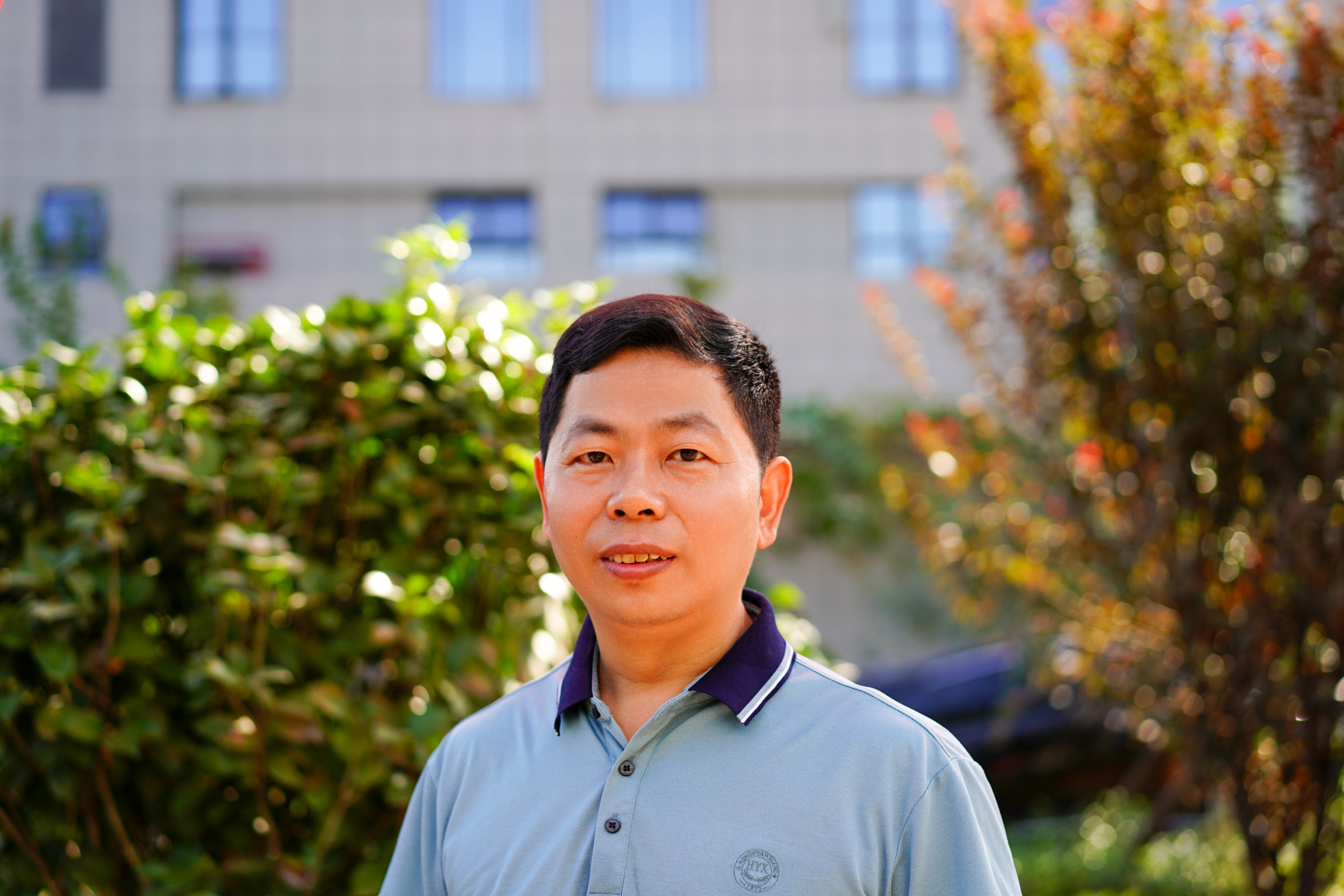 何友义